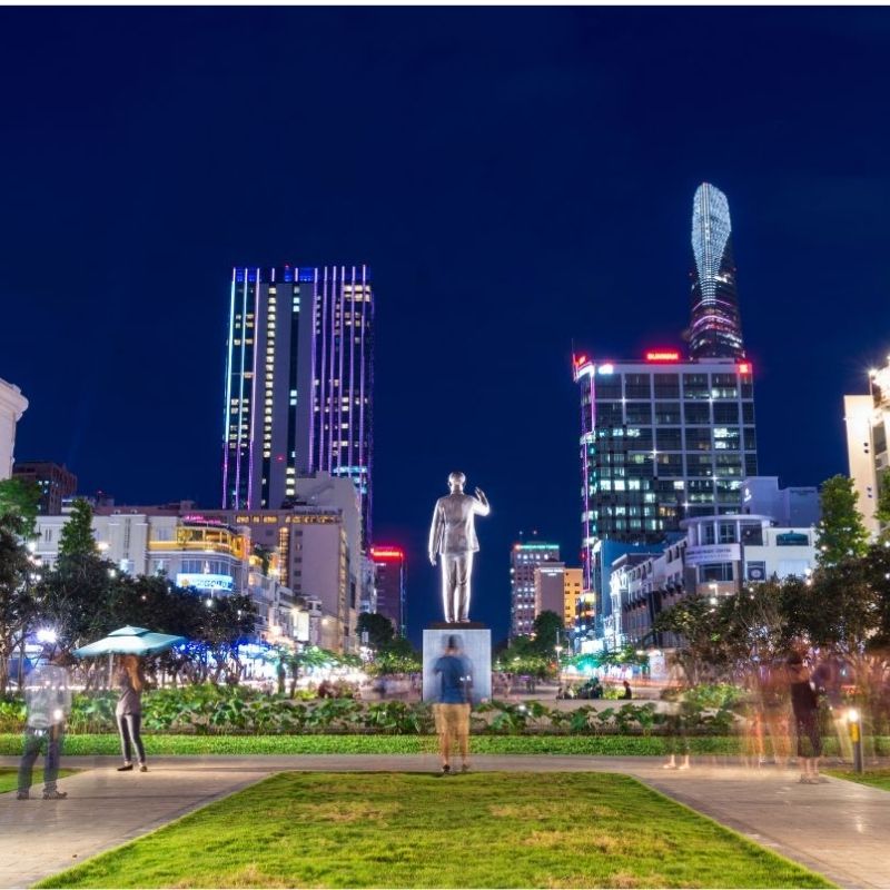 Saigon Night Motorbike Tour – Food Beer and Live Music Experience 4 Hours