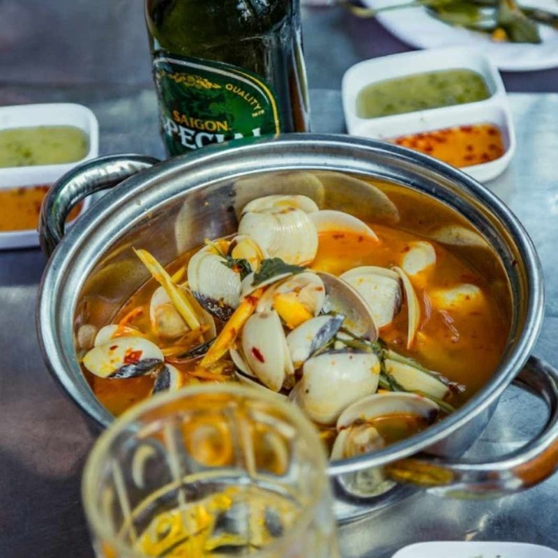 Saigon Street Food Motorbike Tour – Classic Local Food Experience 4 Hours