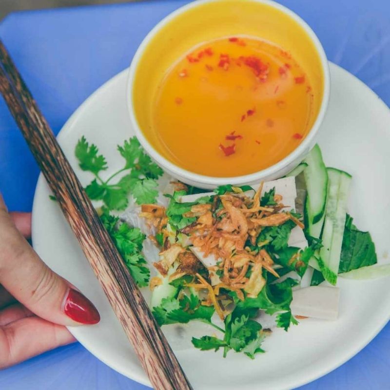 Saigon Street Food Motorbike Tour – Classic Local Food Experience 4 Hours