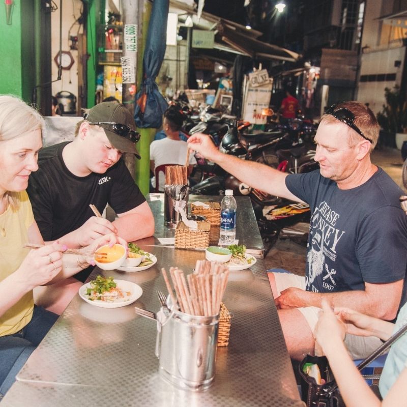 Saigon Walking Food Tour – Local Street Food Experience