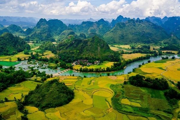 Halong Bay Cruise – Ninh Binh - Hanoi Discovery 3 Days 2 Nights