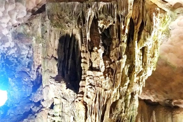 Halong Bay Cruise – Ninh Binh - Hanoi Discovery 3 Days 2 Nights