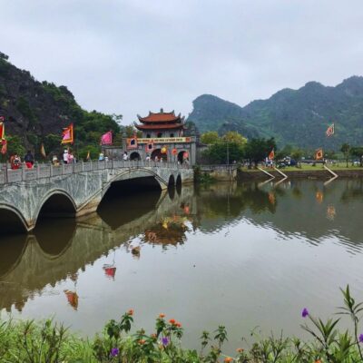 Ninh Binh – Ha Long Bay – Hanoi (3 Days / 2 Nights)