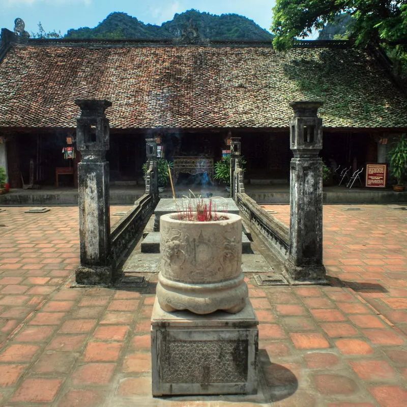 From Hanoi to Mai Chau - Pu Luong - Ninh Binh - Hanoi 3 Day Nature & Cultural Discovery