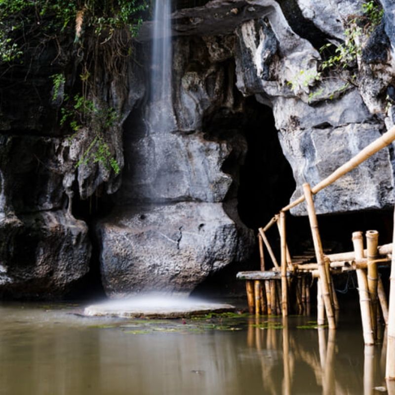 Local Fishing by Nom 1.5-Hour Local Fishing Experience At Ninh Binh