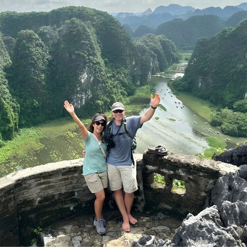 2-Day Thien Ha Cave & Ninh Binh Nature, Culture & Cycling Tour