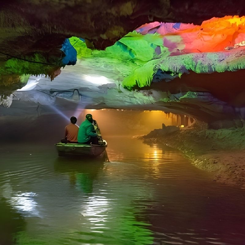 2-Day Thien Ha Cave & Ninh Binh Nature, Culture & Cycling Tour