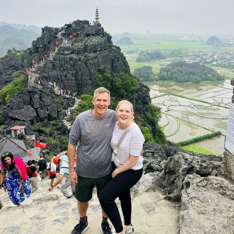 Private Ninh Binh Day Tour Thien Ha Cave, Hoa Lu & Mua Cave