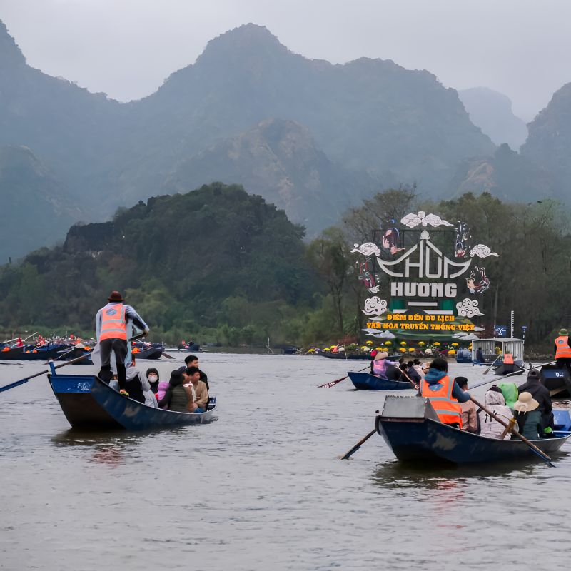 One Day Private Tour Perfume Pagoda & Quang Phu Cau Incense Village